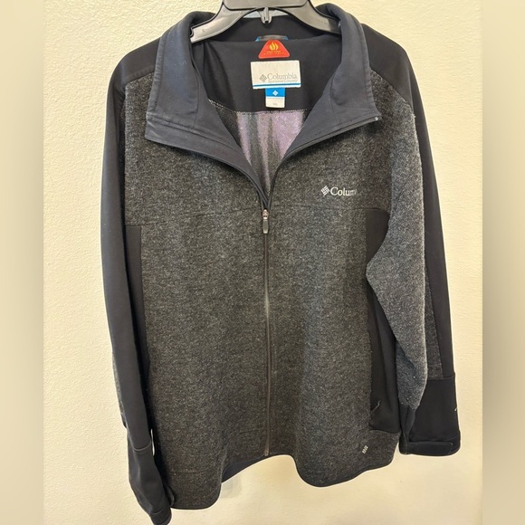 Columbia Omni heat  Men's Charcoal and Black Performance Jacket - Picture 2 of 7